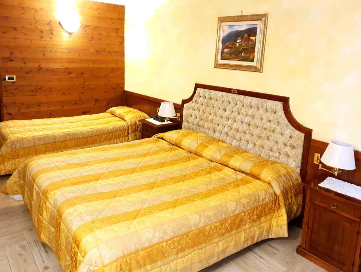 Hotel Des Alpes Saint-Rhemy-En-Bosses Extérieur photo