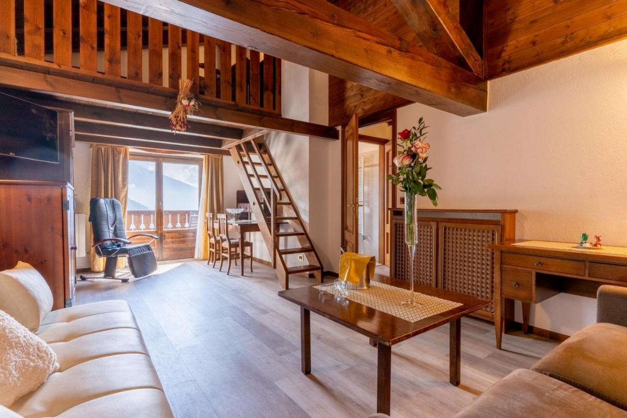 Hotel Des Alpes Saint-Rhemy-En-Bosses Extérieur photo